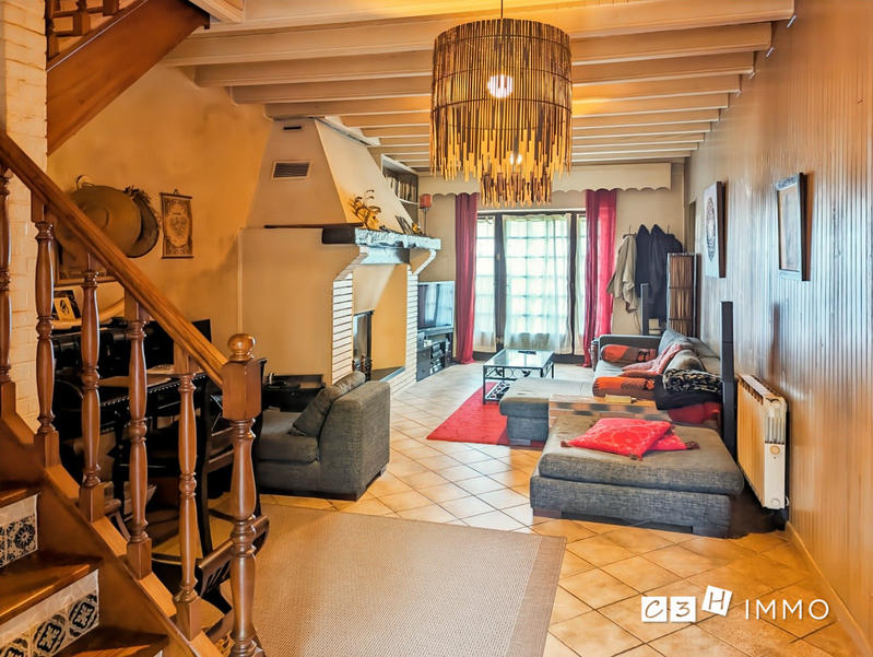 Maison - 127 m² - 6 pièces