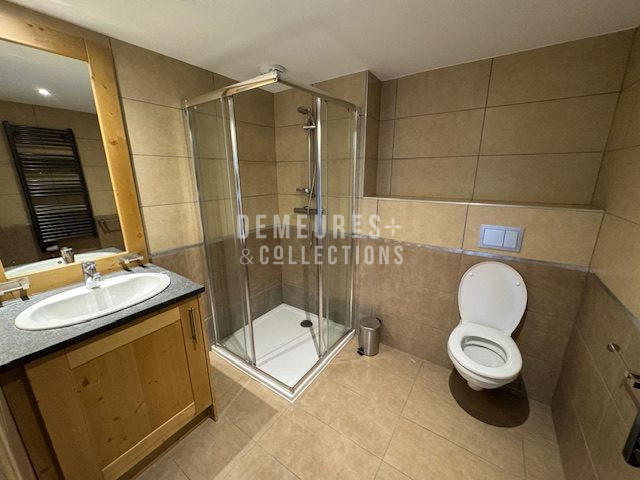 Appartement - 80 m² - 4 pièces