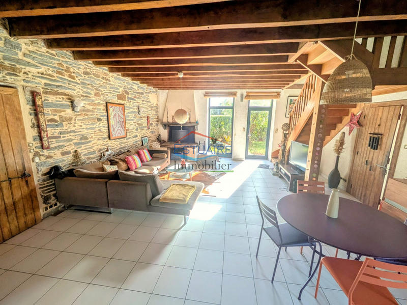 Maison - 184 m² - 7 pièces