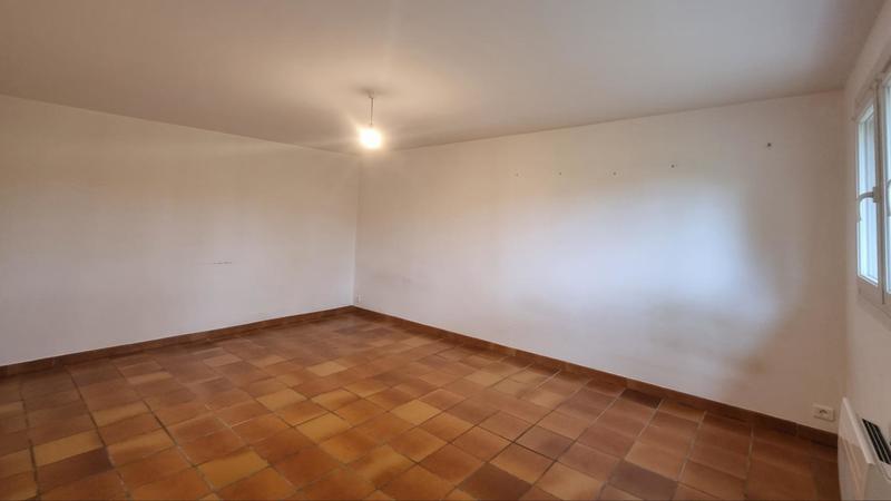 Pavillon - 150 m² - 7 pièces