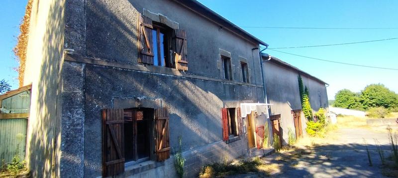 Maison - 137 m² - 7 pièces