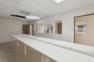 Local commercial - 664 m²