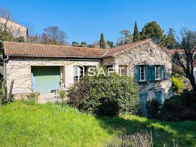 Maison - 120 m² - 7 pièces