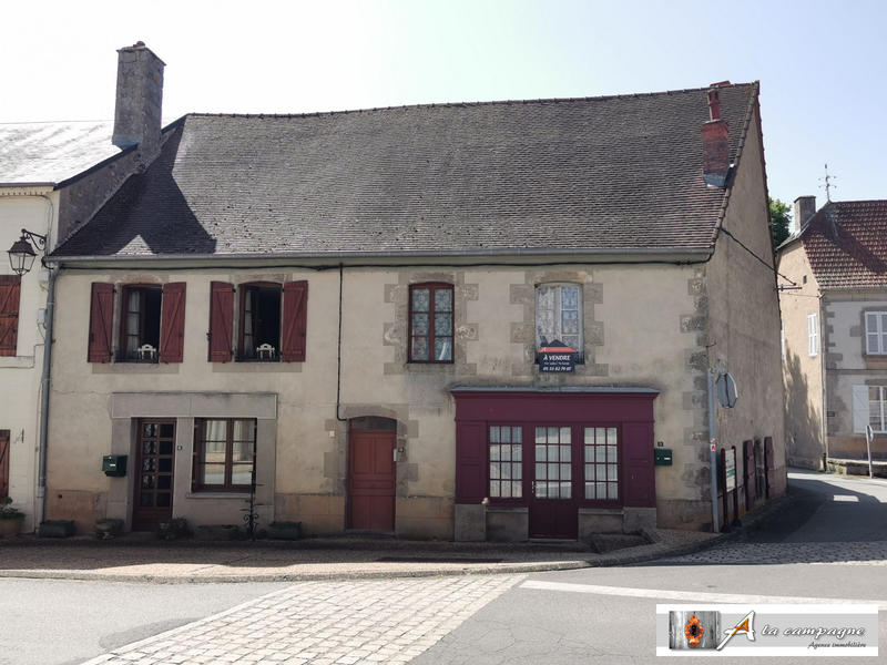 Maison - 200 m² - 11 pièces