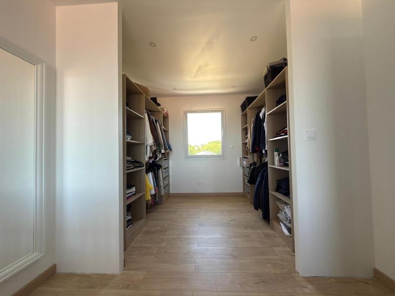 Villa - 146 m² - 6 pièces