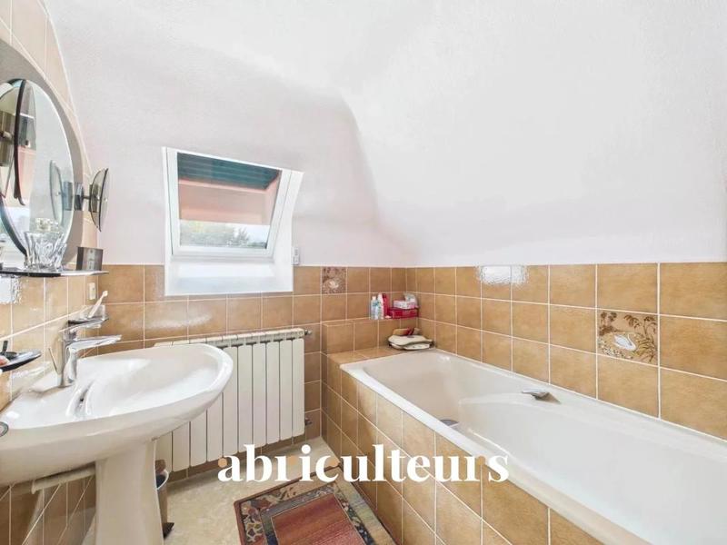 Maison ancienne - 111 m² - 5 pièces