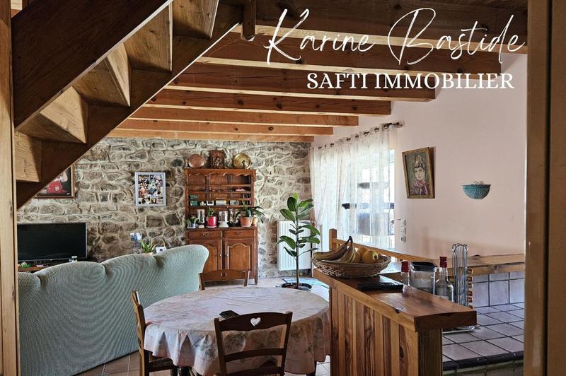 Maison - 245 m² - 8 pièces