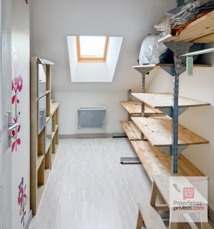 Maison - 230 m² - 8 pièces