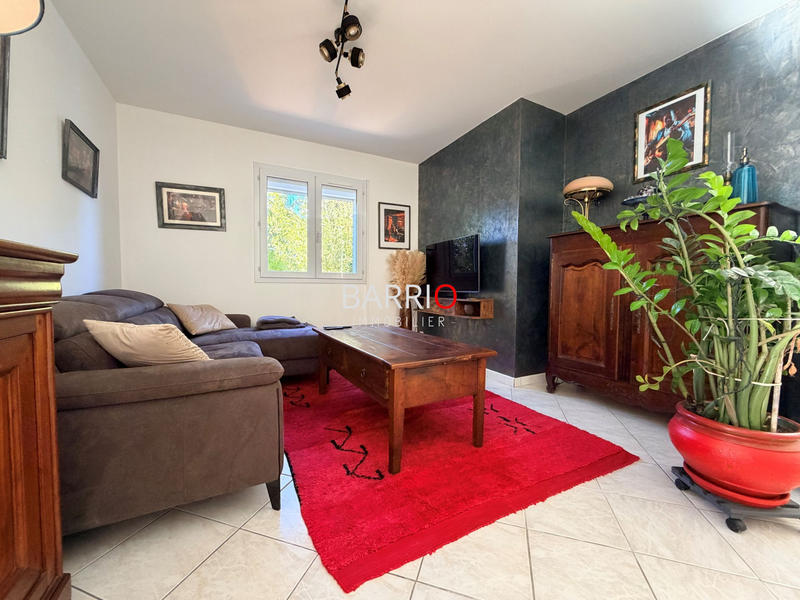 Villa - 100 m² - 3 pièces