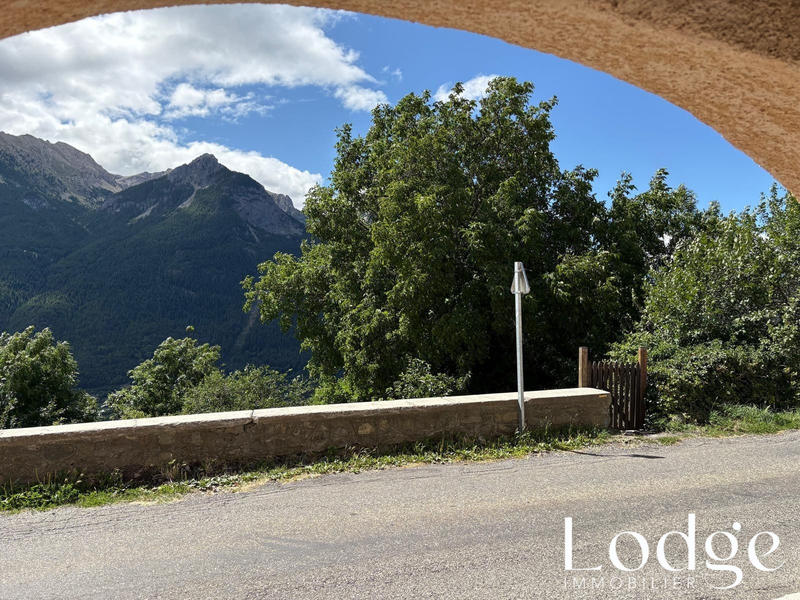 Appartement - 77 m² - 2 pièces