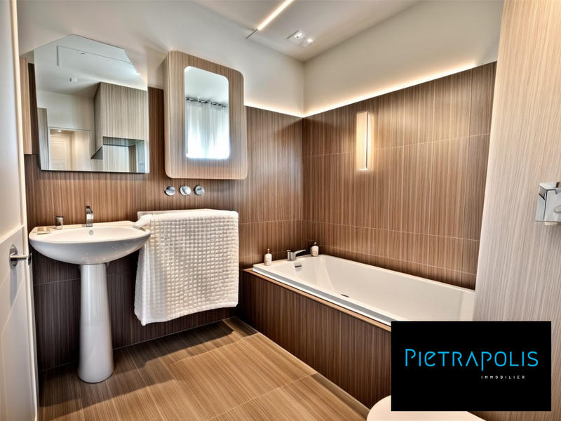 Maison traditionnelle - 128 m² - 5 pièces