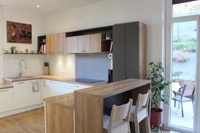 Maison - 220 m² - 9 pièces