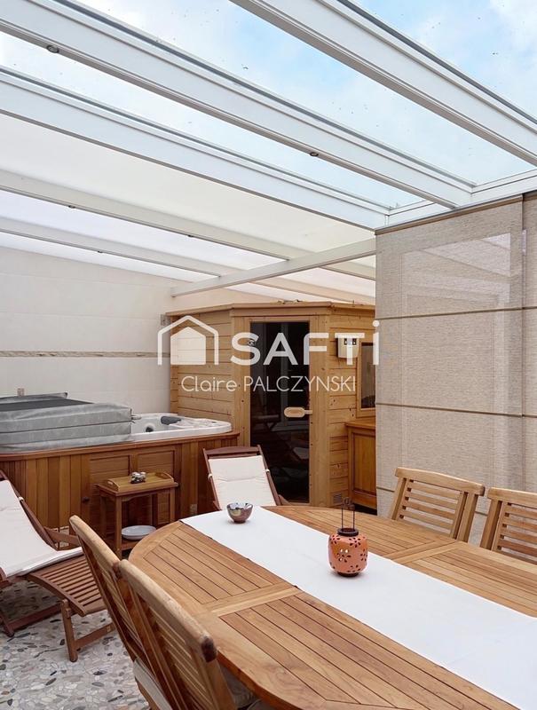 Maison - 95 m² - 5 pièces