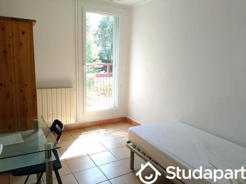 Chambre - 9 m² - 1 pièce