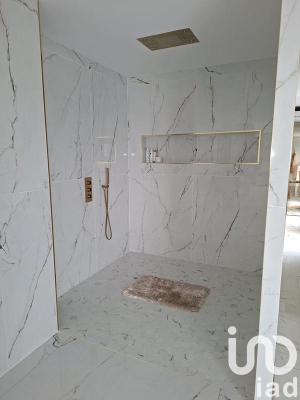 Maison de maîtres - 300 m² - 7 pièces