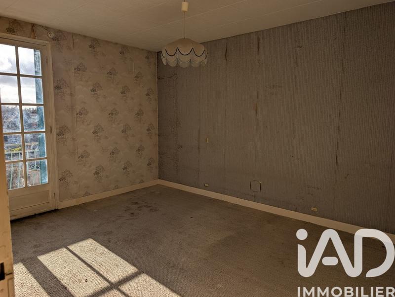 Maison - 184 m² - 8 pièces