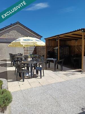 Maison - 268 m² - 10 pièces