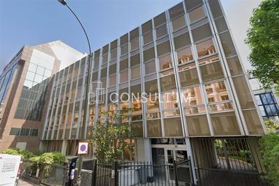 Bureau - 277 m² - 1 pièce