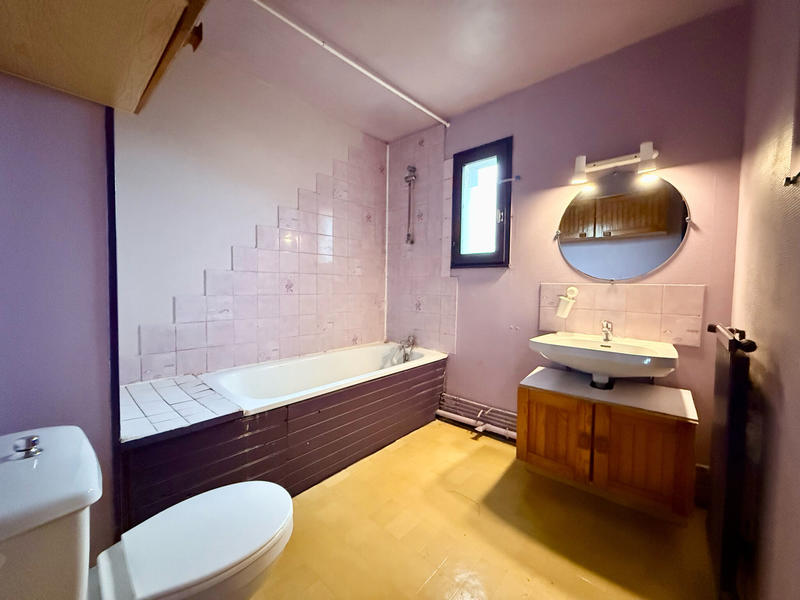 Maison - 85 m² - 5 pièces