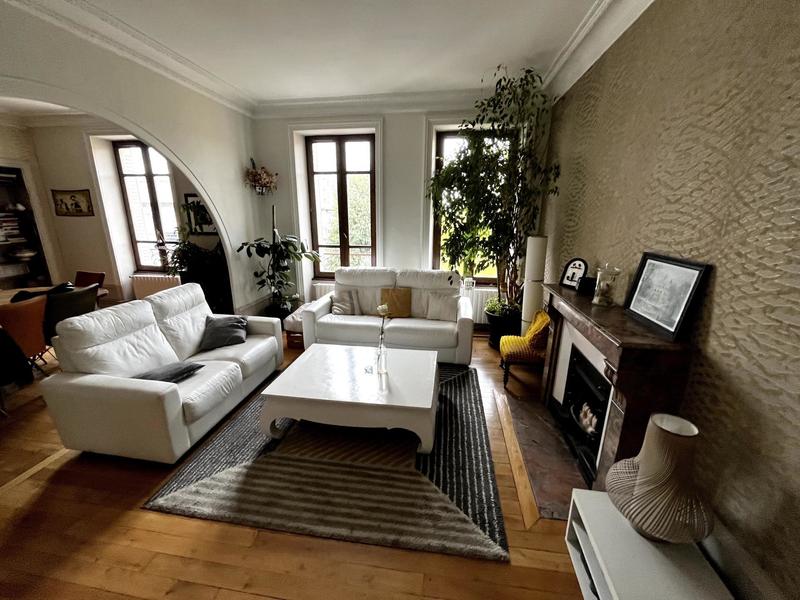 Appartement - 121 m² - 4 pièces