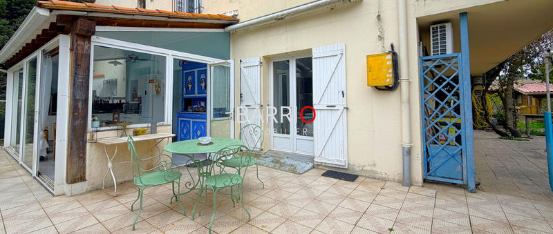 Villa - 215 m² - 7 pièces