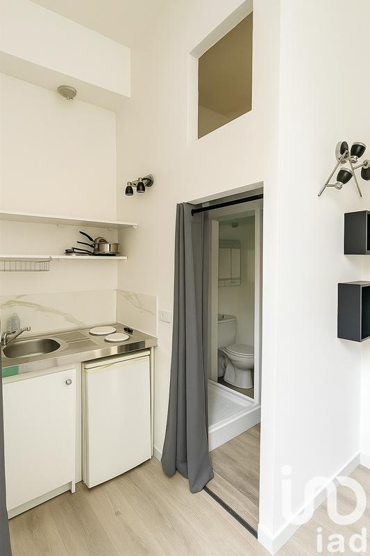 Studio - 14 m² - 1 pièce