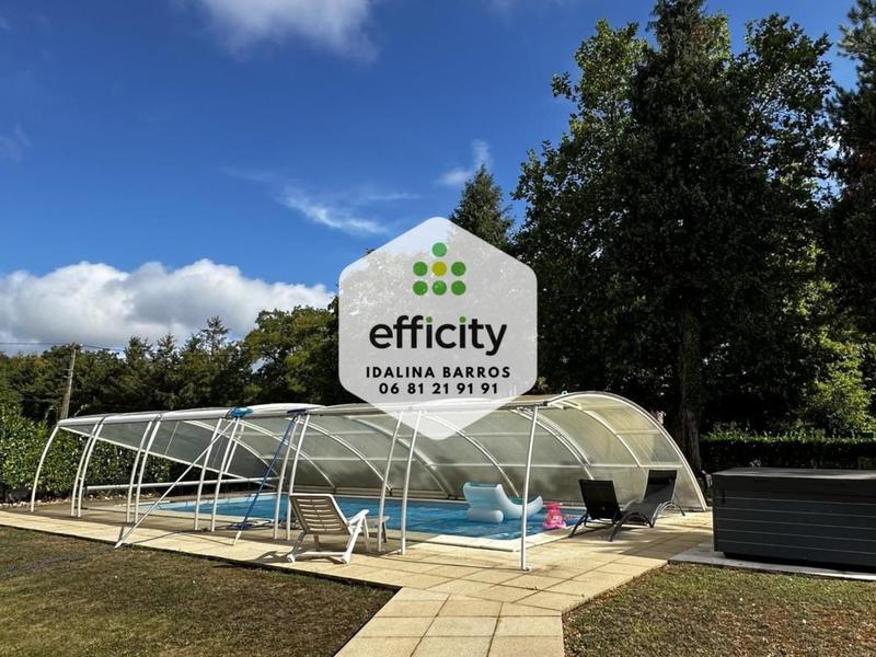 Maison - 203 m² - 7 pièces