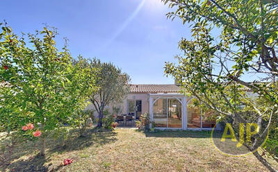 Maison - 96 m² - 4 pièces