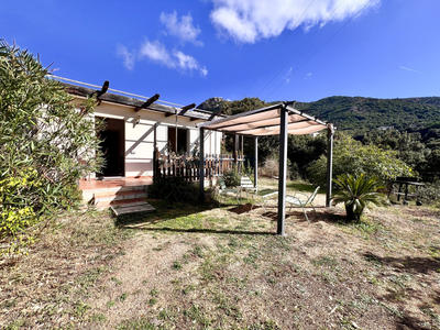 Maison - 76 m² - 6 pièces