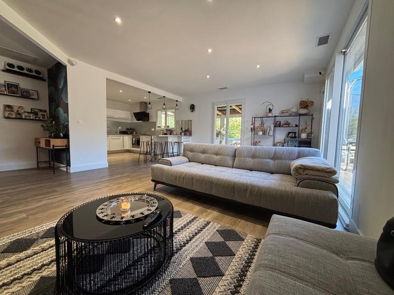 Maison - 160 m² - 5 pièces