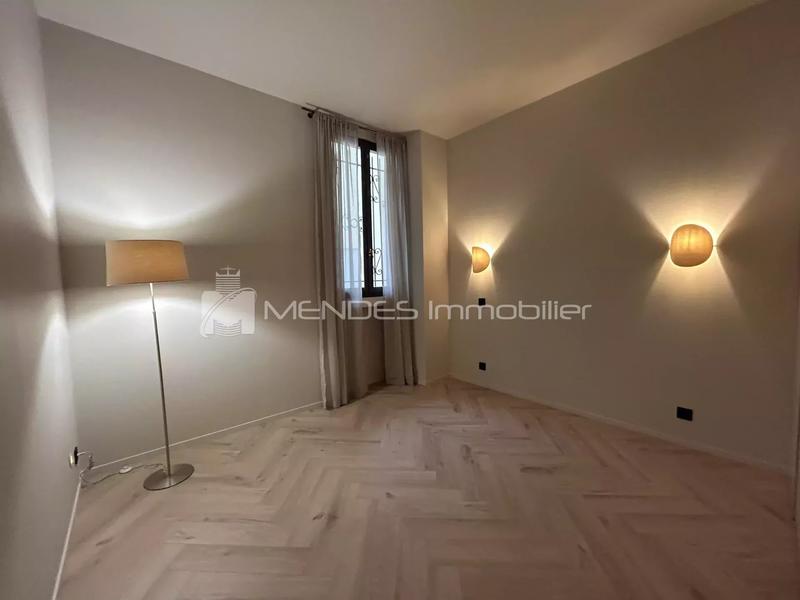 Appartement - 92 m² - 4 pièces
