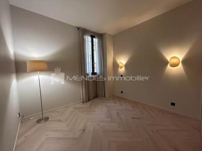 Appartement - 92 m² - 4 pièces