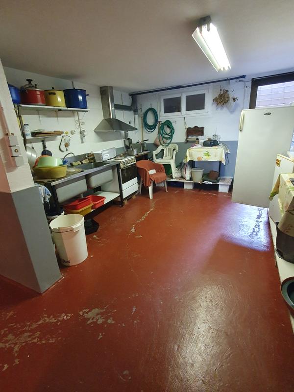 Maison - 259 m² - 6 pièces