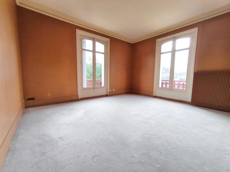 Appartement - 172 m² - 5 pièces