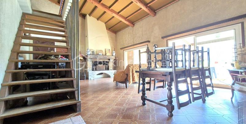 Propriété - 356 m² - 8 pièces