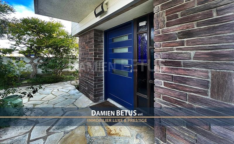 Maison - 171 m² - 6 pièces