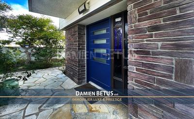 Maison - 171 m² - 6 pièces