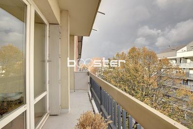 Appartement ancien - 74 m² - 3 pièces