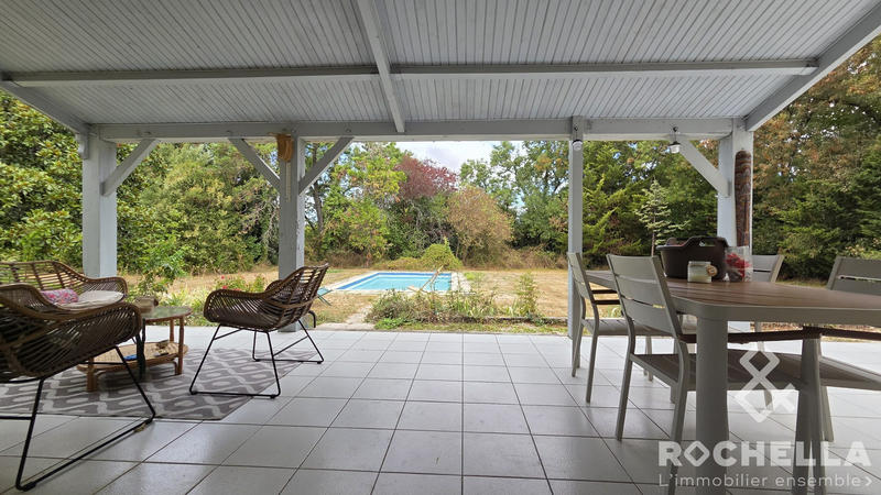 Maison ancienne - 228 m² - 8 pièces