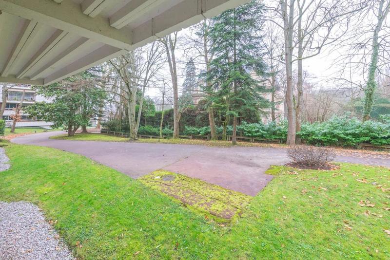 Appartement - 107 m² - 4 pièces