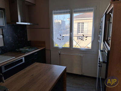 Maison - 83 m² - 5 pièces