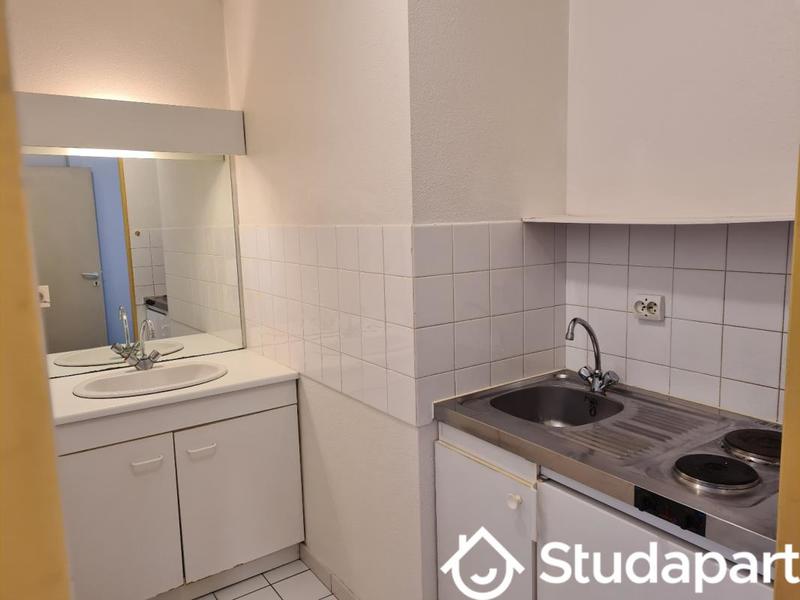 Chambre - 16 m² - 1 pièce