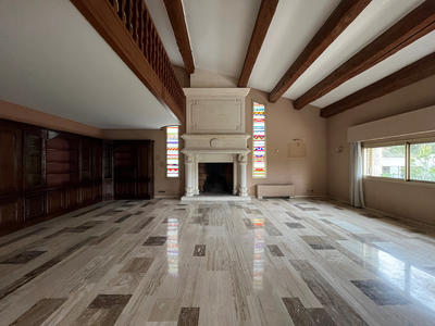 Maison - 389 m² - 7 pièces