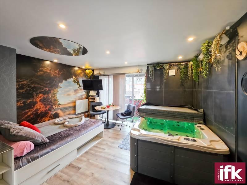 Studio - 28 m² - 1 pièce