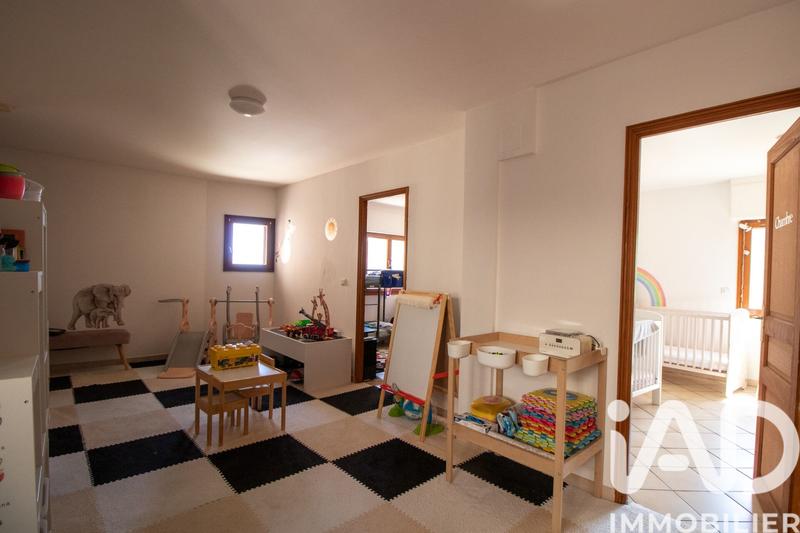 Appartement - 132 m² - 4 pièces