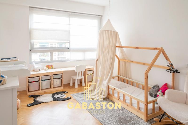 Appartement - 118 m² - 4 pièces