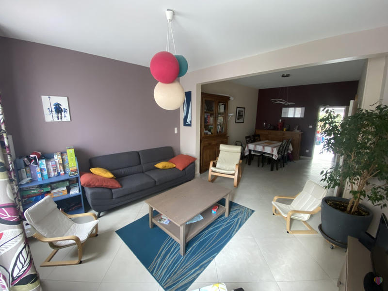 Maison traditionnelle - 163 m² - 6 pièces