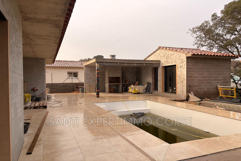 Villa - 160 m² - 4 pièces