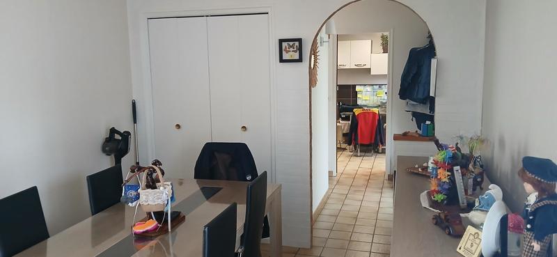 Maison - 99 m² - 6 pièces