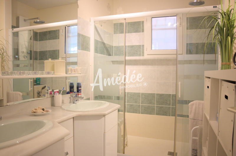 Villa - 152 m² - 6 pièces